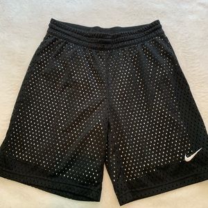 NWOT boys Nike shorts
